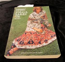 LOT OF 4 VINTAGE MONTGOMERY WARD CATALOGS 1977 1978 - CATALOGS ARE FOUR SEASONS